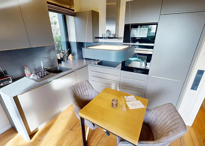 Heaven House Stern *